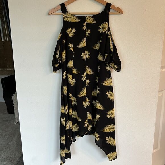 Disney Beauty and the Beast Cold Shoulder Dress Black Gold Size Small - Picture 8 of 13